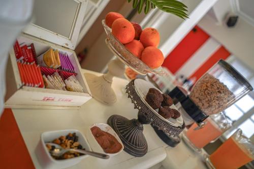 a counter top with a bunch of food on it at Mar y Cielo in Necochea