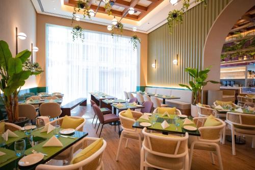 Four Points by Sheraton Sheikh Zayed Road Image