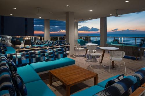 Courtyard by Marriott Myrtle Beach Oceanfront photo 35