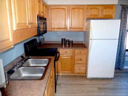 Sandpiper Cottage- A251 Myrtle Beach Resort – Photos 5