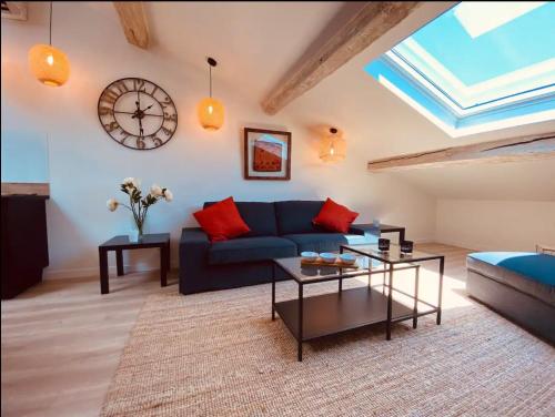 REP4 - Loft 3 Pièces avec ascenseur privé