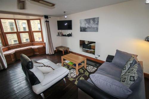 TV a/nebo společenská místnost v ubytování The Drapery, Haltwhistle