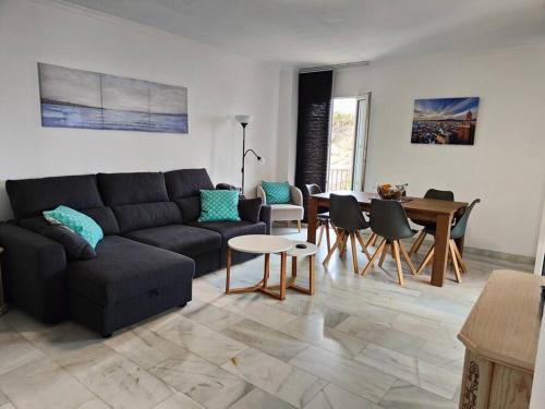 Benalmádena Apartment 66m2 terrace 16m2 sea view 200m from the beach