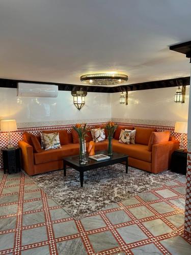 Χώρος καθιστικού στο Palais De Fès Suites & Spa