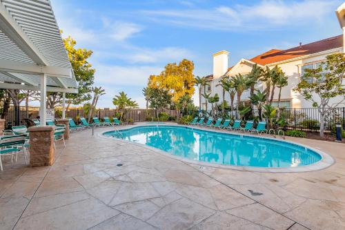 Coastal Getaway – Photos 3