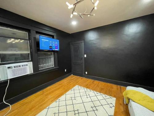 Midtown Cozy Studio – Photos 3