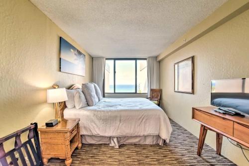 Postel nebo postele na pokoji v ubytování Maui Oceanview Penthouse at Kaanapali Resort