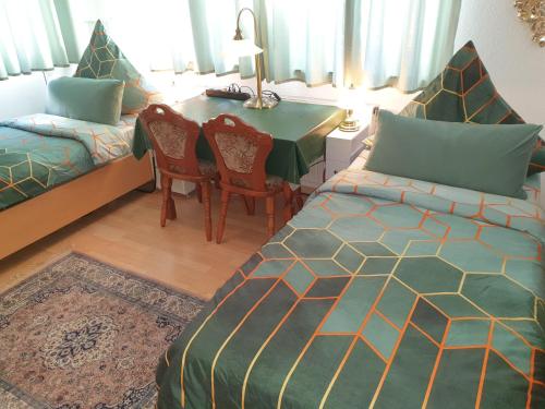 Χώρος καθιστικού στο Zimmer Hohbuch mit Achalmblick