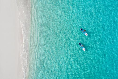 Intercontinental Maldives Maamunagau Resort with Club benefits - IHG Hotel