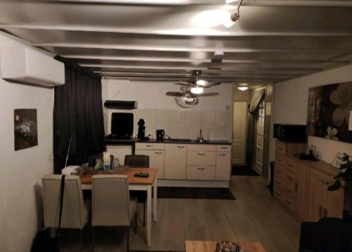 Köök või kööginurk majutusasutuses Chalet 4 persoons