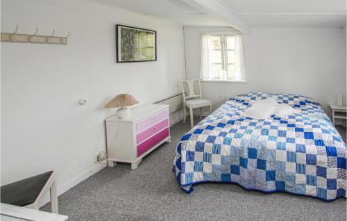 Postel nebo postele na pokoji v ubytování 2 Bedroom Awesome Home In Samsø