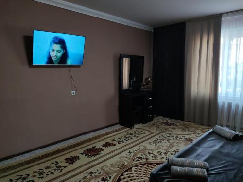 TV a/nebo společenská místnost v ubytování Al Mirjon