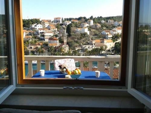 Apartment Splitska – Photos 3