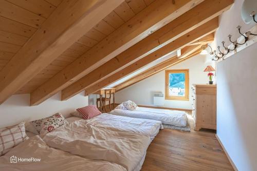 Postel nebo postele na pokoji v ubytování Comfortable apartment for 4-8 persons near Zermatt