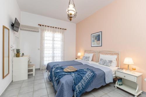 Gallery image of Zanneta Apartments & Suites in Mikri Vigla