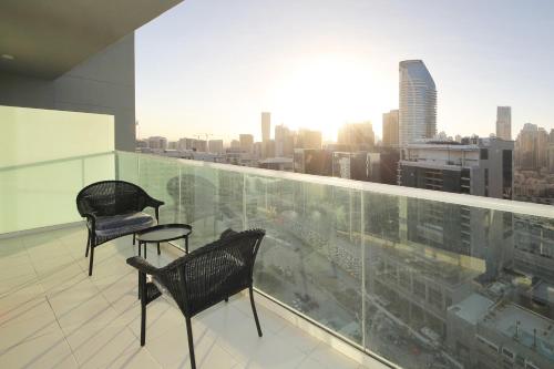 New Arabian Apartment Reva Residence with Burj Khalifa View