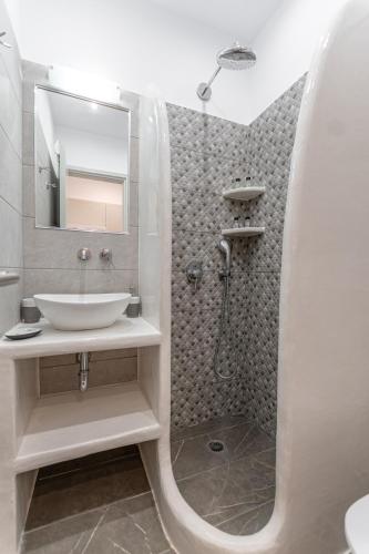 Gallery image of Zanneta Apartments & Suites in Mikri Vigla