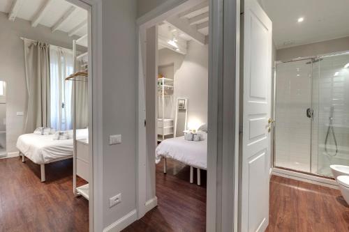 Cloe Apartment by Mamo Florence