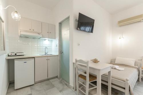 Gallery image of Katerina Babis Studios in Agios Prokopios