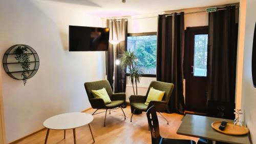 Μια τηλεόραση ή/και κέντρο ψυχαγωγίας στο Hotel Kiljava