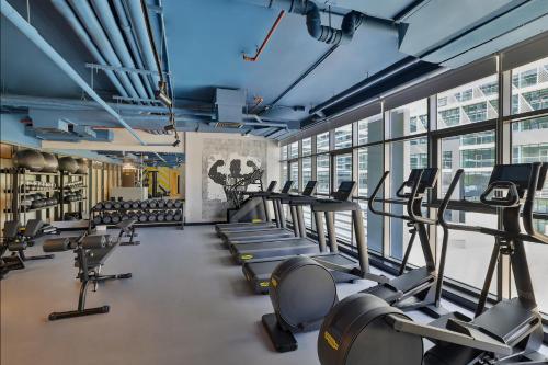 Fitness centrum a/nebo fitness zařízení v ubytování NH Collection Dubai The Palm