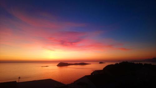 Summer Breeze Cavtat