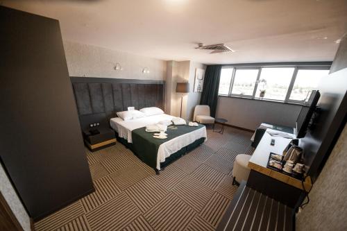 Qayser Hotel Deluxe – Photos 2