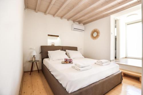 Postel nebo postele na pokoji v ubytování Whitelist Maisonette I and II in Mykonos Town