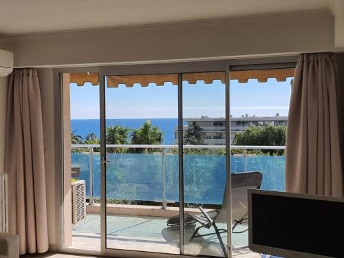 ACCI Cannes 2 bedrooms, Sea View – Photos 2