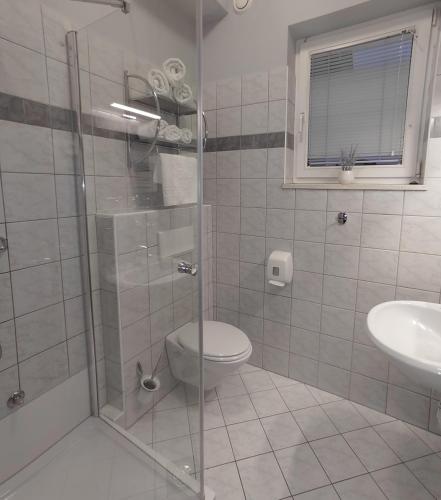 Koupelna v ubytování Hotel Bajt Maribor