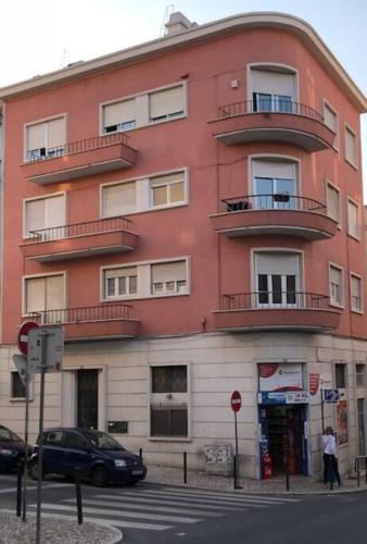 Charming 2 Bedrooms Apartment in Arroios - SSL 2A
