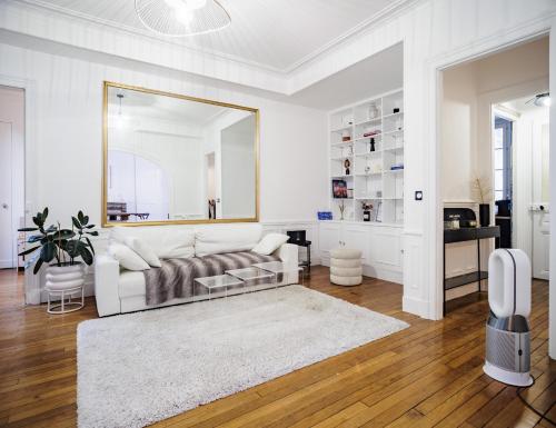 Posedenie v ubytovaní GoldSwan, Chic et Confortable au Coeur de Troyes !