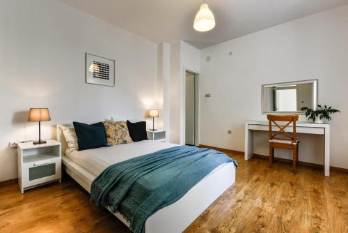 Ένα ή περισσότερα κρεβάτια σε δωμάτιο στο LRS 2 Apartment in the centar of Zadar