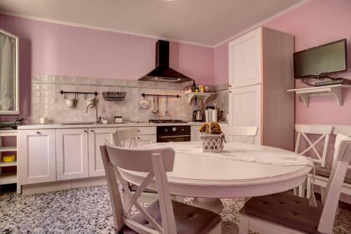 Ferienwohnung in Diano San Pietro mit Kleinem Balkon