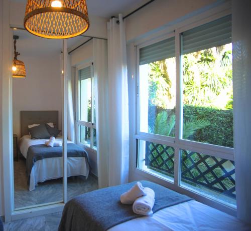 MARBELLA HOME RENTALS - 2BR, 2BTH apartment near Puerto Banús