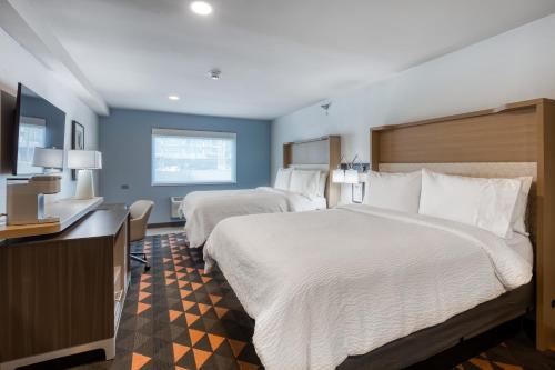 Holiday Inn - Kansas City - Downtown, an IHG Hotel Image