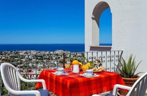 Appartement in Forio mit Eigener Terrasse