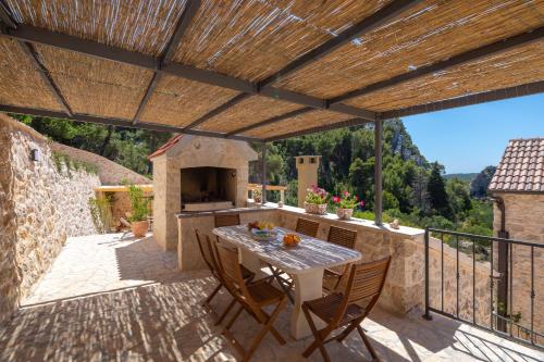 Luxury villa with a swimming pool Malo Grablje, Hvar - 20606