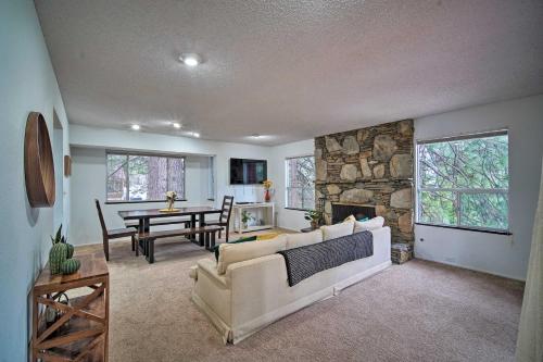 Gallery image of Running Springs Home with Skiing Less Than 6 Mi Away! in Running Springs