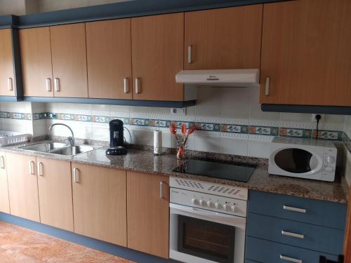 Kuchyň nebo kuchyňský kout v ubytování LA CASA AZUL de Anna