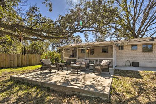 Gulf Shores Alabama Vacation Rental with Yard