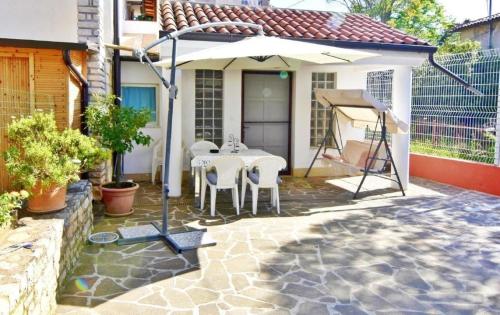 Umag Ferienhaus für Paare oder Familien, am Meer, Wi-fi, Garten