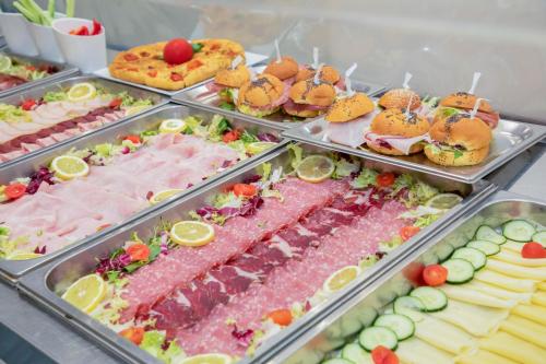 Mad på hotellet eller i nærheden