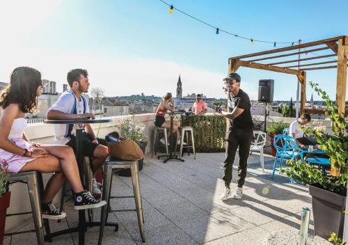 Hostel Flamingo Nîmes Gare Centre