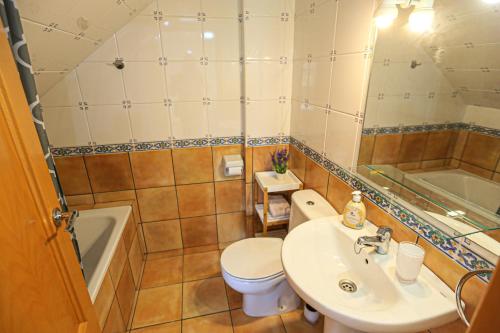 LITORAL COSTA DORADA - BAHIA DORADA Only families