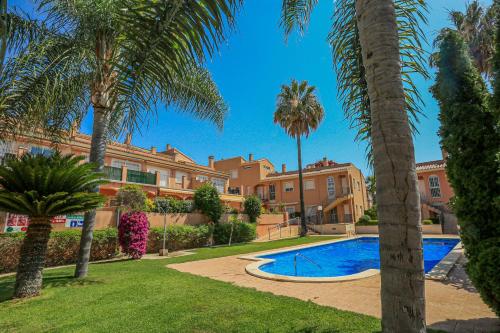 LITORAL COSTA DORADA - BAHIA DORADA Only families
