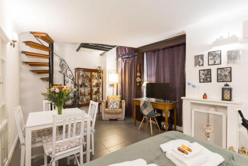 Cozy loft Orsini Palace