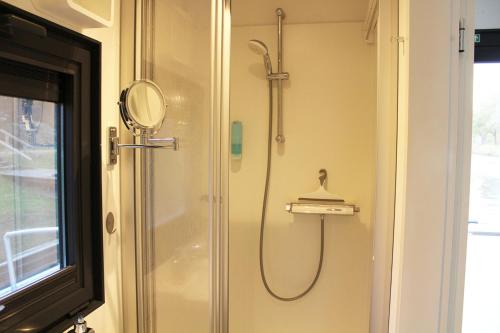 Koupelna v ubytování HB 4 - Hausboot Bad Bederkesa