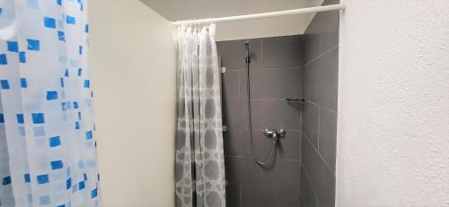 Phòng tắm tại Hostel Très Schick
