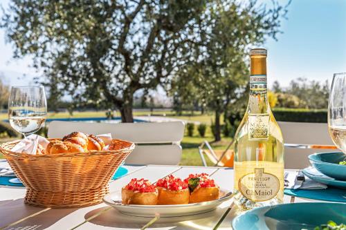 Fotografie z fotogalerie ubytování Residence Elena 19-B by Wonderful Italy v destinaci Soiano del Lago